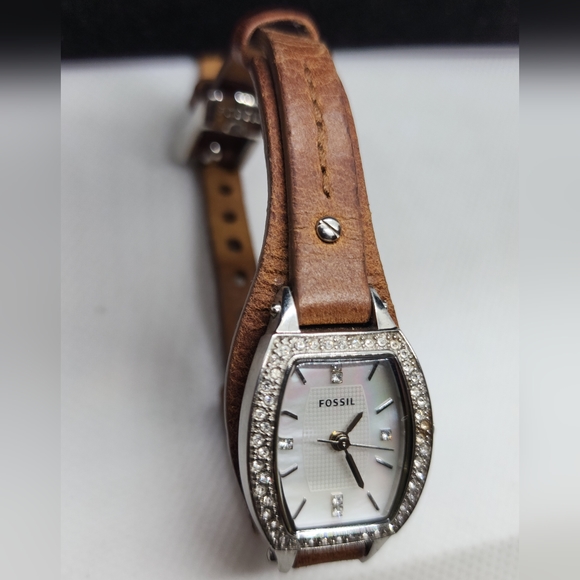 FOSSIL Women's Watch - Picture 3 of 12